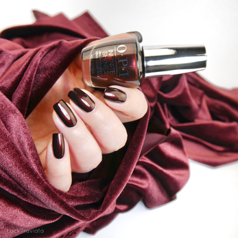 OPI • Black to Reality (HR K27) • The Nutcracker and the Four Realms Holiday Collection 2018