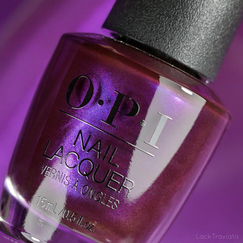 OPI • Let's Take an Elfie (HR M09) • Shine Bright Collection (Holiday 2020)