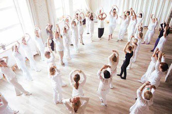 lise romagny massage bien-être intuitif reiki énergétique constellations familiales yoga compans caffarelli toulouse