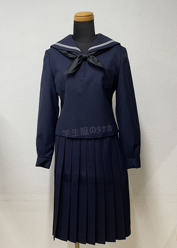 女子制服
