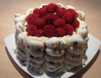 recette FACILE du vacherin glacé aux fruits rouges 