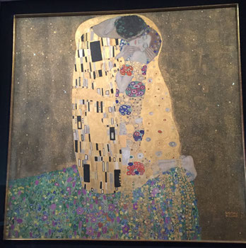 The kiss by Gustav Klimt at the Belvedere