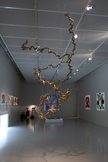 Installation "Lâche la bride" - exposition H-O-H - Espace Culturel du Bois Fleuri à Lormont. Photo de Claire Soubrier.