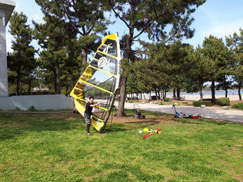 ウインドサーフィン　海の公園　神奈川　横浜　スピードウォール　初心者　体験