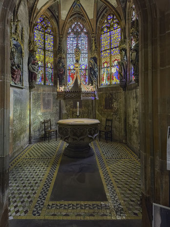 Bild: die Dreifaltigkeitskapelle in der #ÉgliseSaintPierreLeJeuneProtestant in Strasbourg
