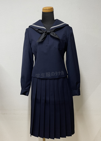 女子制服