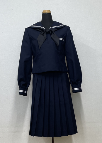 女子制服