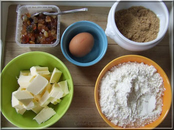 Ingrédients pour biscuit fruits confits