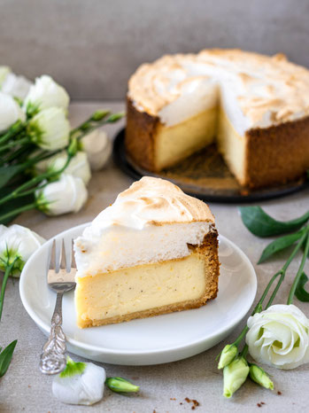 cake, cheesecake, vegan cheesecake, vegan, Käsekuchen, veganer Käsekuchen, Meringue, Baiser, Meringue Cake, Baiserhaube