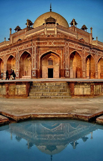 Delhi - The tomb of Humayun