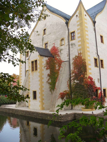 Das Wasserschloß im Herbst 2013