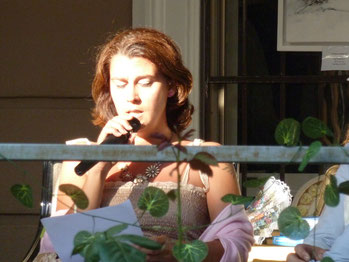 A legger poesie al Tea Poetry presso Villa Pirandello a Roma il 23/06/13