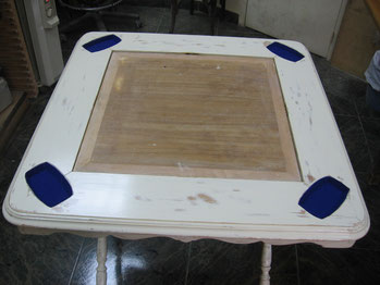 Restauración mesa de juego en madera de haya 