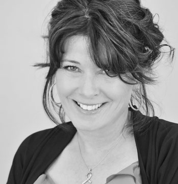 Catherine Whelan Costen of Catherine Publishing~'Lets Get Real Chattin with Catherine'
