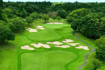 成田ゴルフ倶楽部 10番 PAR5 (クラシック設計理論 - Long)