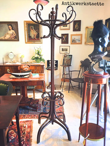 Thonet