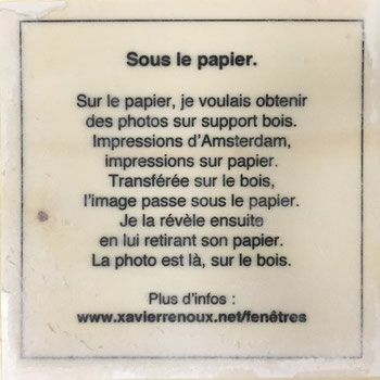 Texte explicatif "Sous le papier"