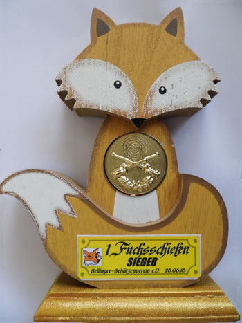 Fuchs-Pokal für den 1. Platz des 1. Fuchsschießen 2016.