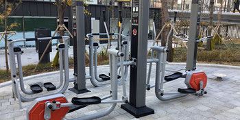 Free outdoor gyms