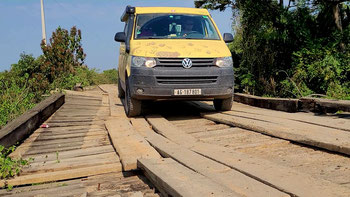 Holzbrücke im Pantanal - ob diese noch lange hält?