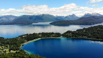 Ausblick in Villa la Angostura auf den Lago Nahuel Huapi
