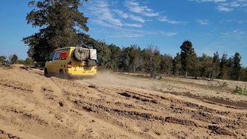 Auf der Sandpiste durch das Pantanal