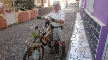 Adventurous Eric from Belgium