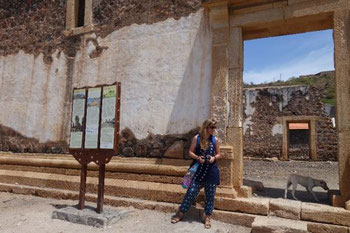 Wandering through the ruins of what used to be a cathedral in Cidade Velha, Santiago