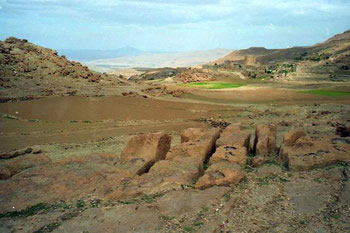 das wild zerklüftete Berg-Yemen