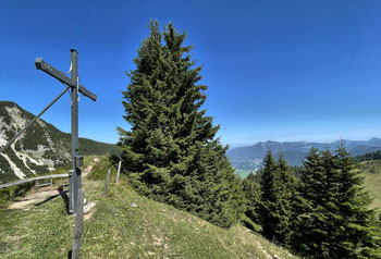 Karkopf Gipfelkreuz