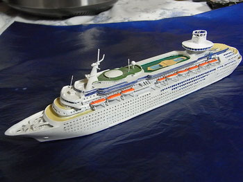 カーニバルクルーズ　豪華客船　クルーズ　模型　クルーズ船　　カーニバルスピリット