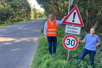 Der Landtagsabgeordnete Guido Pott und Ratsmitglied Markus Helling (beide SPD) begrüßen, dass es in Sachen Dammer Straße endlich Bewegung gibt.