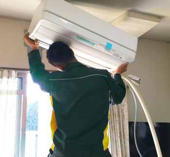 エアコン取付け