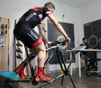 Einstellen der Sitzposition (Bikefitting) auf dem Mountainbike