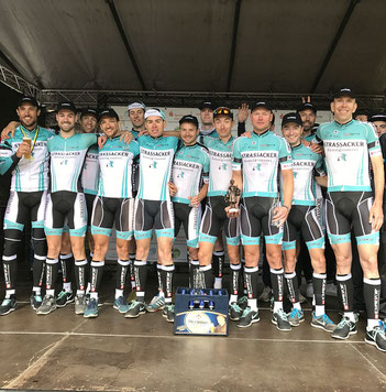 Team Strassacker bei der Tour d´Engine