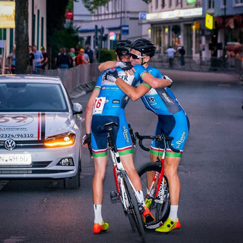 Dominik Merseburg gewinnt mit Unterstützung seines Teams in Bochum-Wiemelhausen