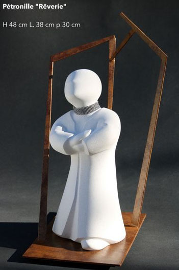 sculpture en pierre de Lens