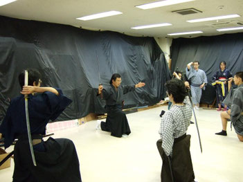 無双神伝英信流/渋川一流柔術・森本邦生師範による居合稽古