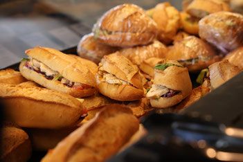 baguette des boulangerie Y&M. Yohann & Mercedes