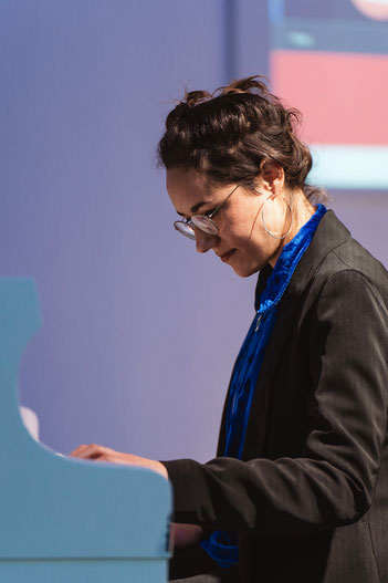 Elevator Pitch, chi-mashie, Gabriela Gordillo