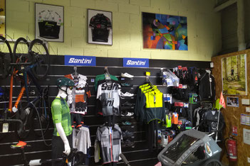Santini (Bergame) Fournisseur Officiel UCI
