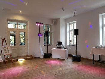 Hochzeits-DJ mit Ton- und Lichttechnik im Kaiserbahnhof Brühl im Rhein-Erft-Kreis