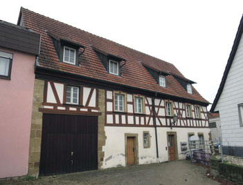 Ehemaliges Rathaus von Sickingen nach der Renovierung von 1988, in der Franz-von-Sickingen-Straße 65.