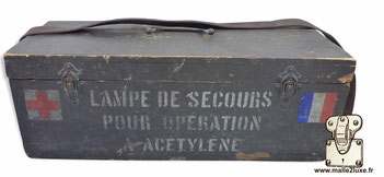 malle militaire ancienne