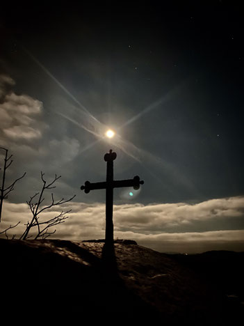 Heilarbeit bei Vollmond in der Eifel