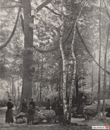 Des aspirants missionnaires de Bièvres en prière.