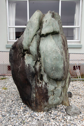 The giant piece of pounamu in front of the War Memorial that reminded me of a cartoon of impeached President Richard Nixon, Hokitika