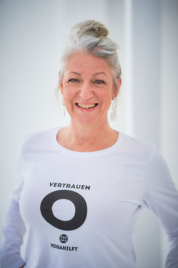Soziales Yoga online, #yogahilft, Yoga für alle