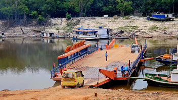 Fähre über den Rio Igapó Açu auf der BR-319