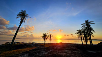 Sonnenuntergang in Kourou mit Blick auf die Îles du Salut